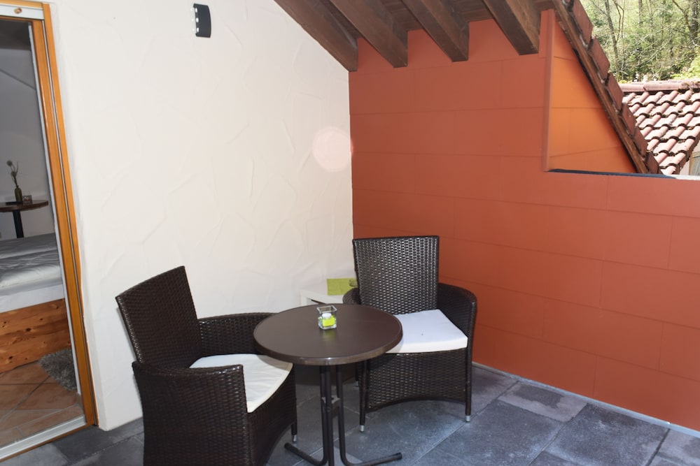 Double Room - Photo 3
