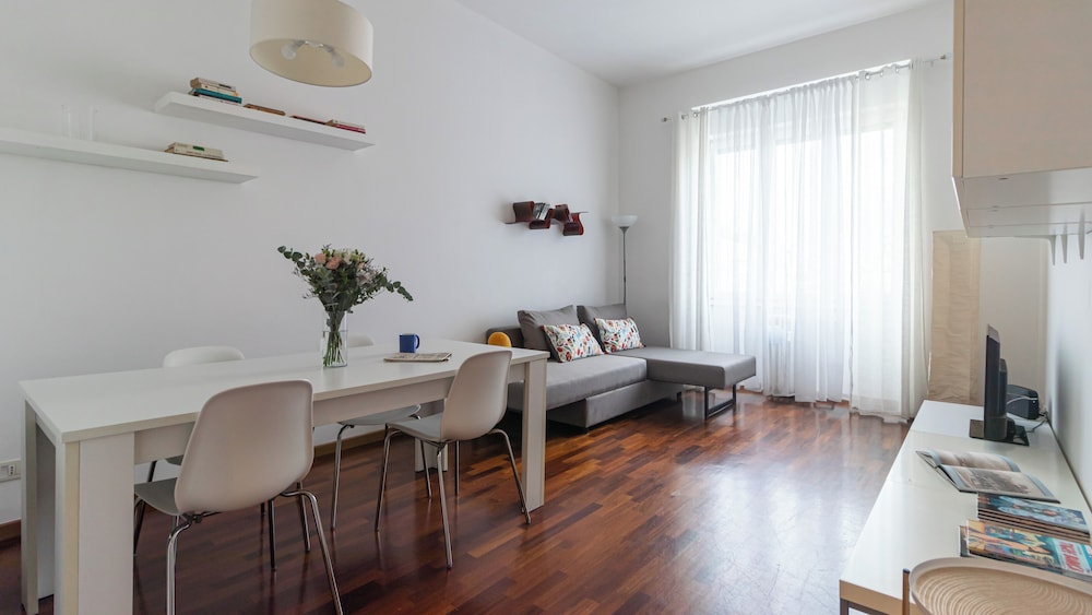 Apartment (1 Bedroom)
