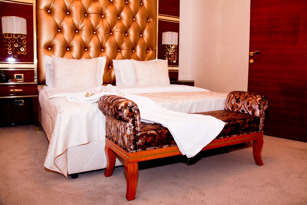 Deluxe Double or Twin Room photo 1