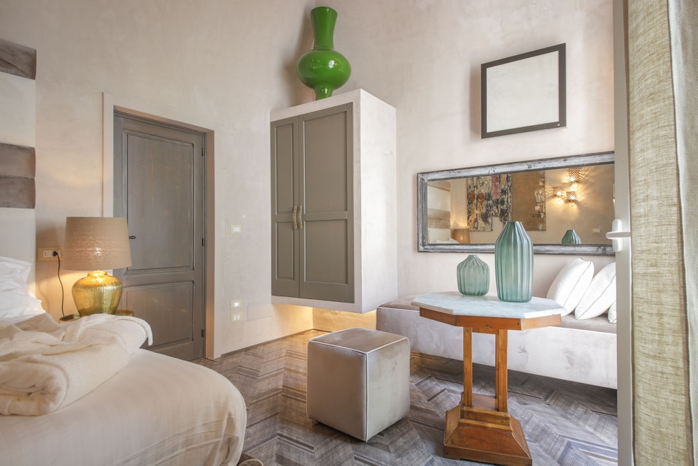 Luxury Suite, City View photo 2