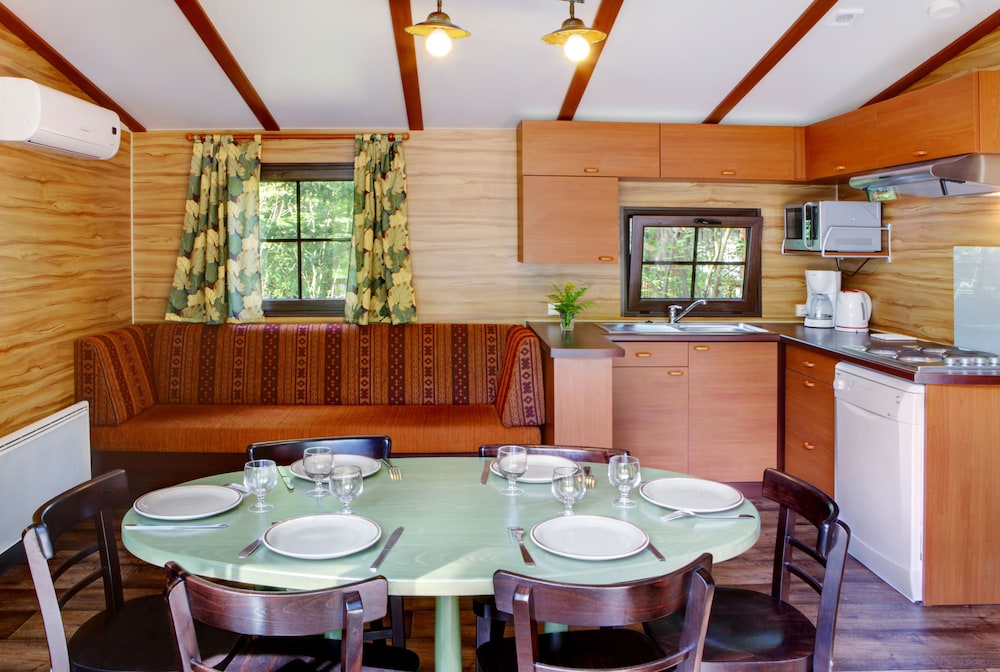 Standard Cabin Castor Junior photo 3
