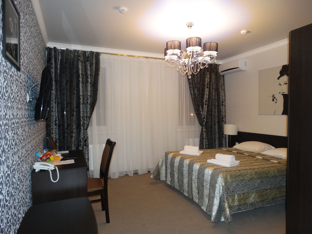Luxury Room, 1 Queen Bed, City View photo 1