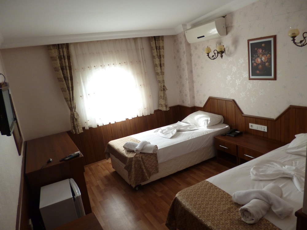 Basic Suite photo 1