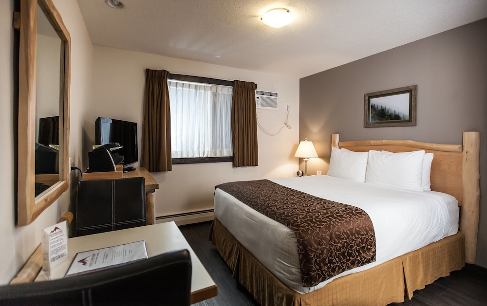 Deluxe Room, 1 Queen Bed, Non Smoking photo 1