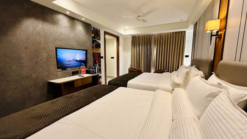 Standard Quadruple Room