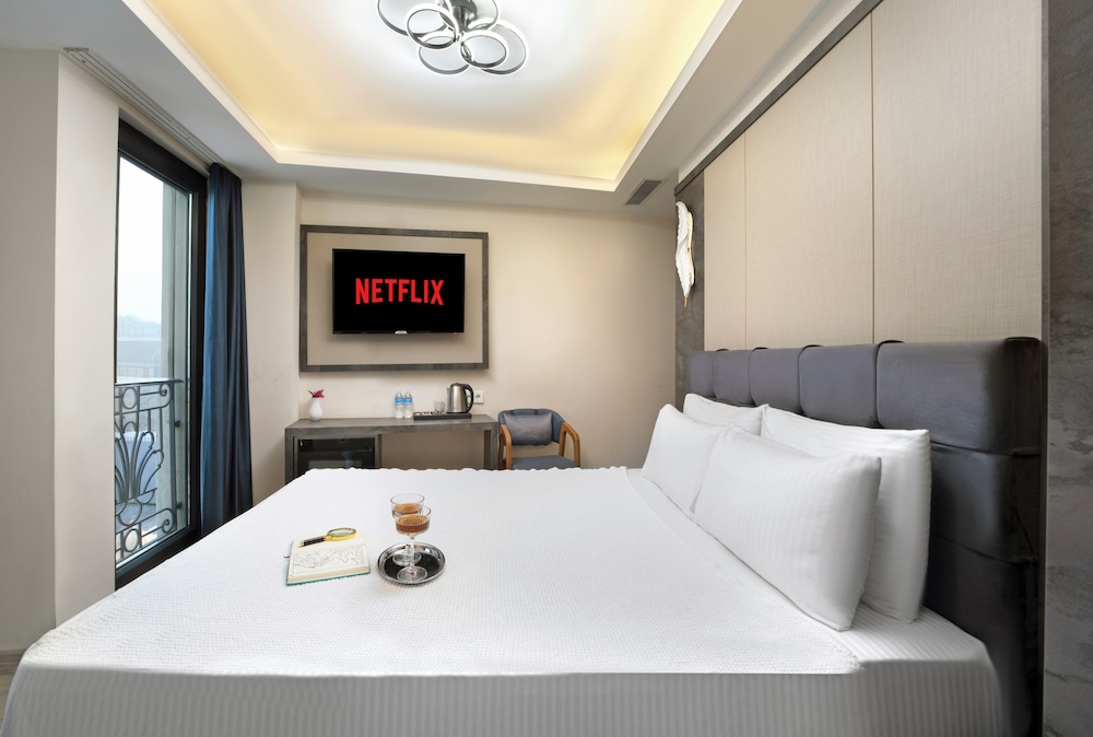 Economy Double Room, 1 Queen Bed, City View photo 1