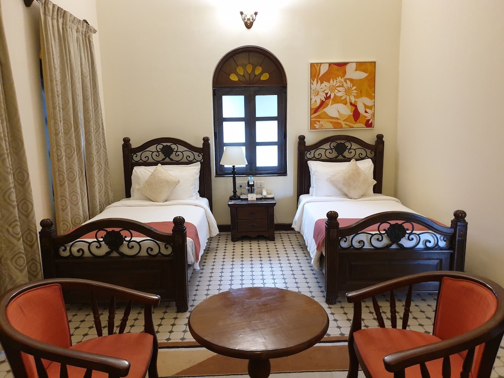Villa Room with Twin beds, cosy sitout area with Garden Views - Photo 4
