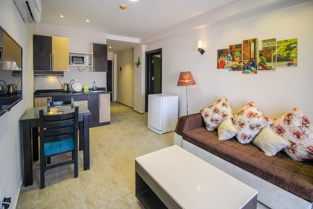 Comfort Apartment, 1 Bedroom, Non Smoking, Pool View