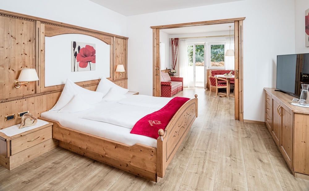Deluxe Double Room, 1 Double Bed, Balcony