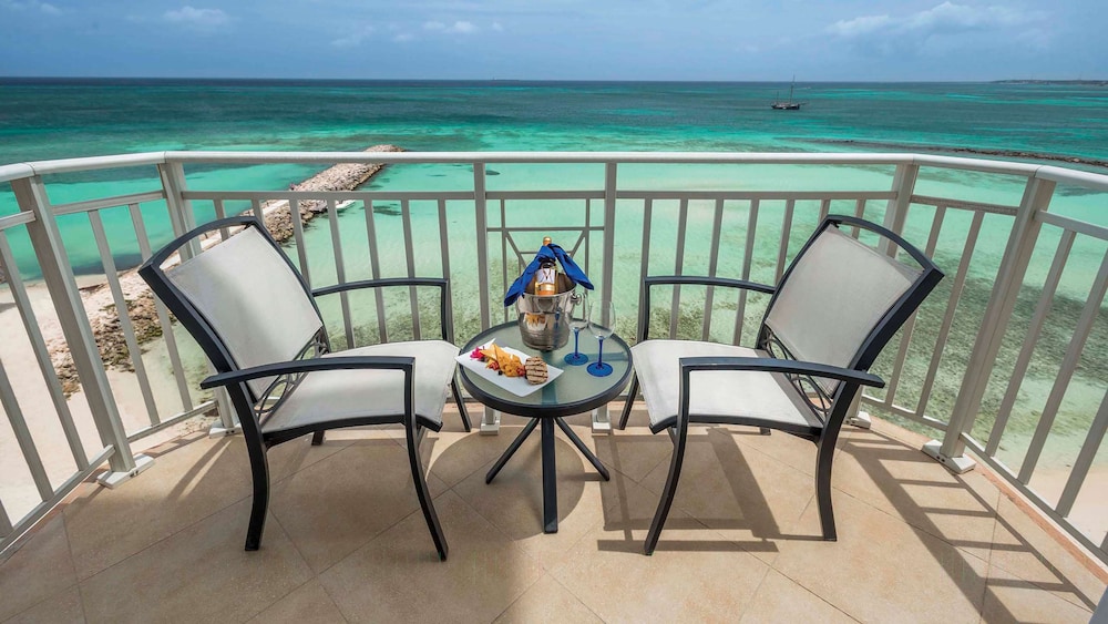 Beach Tower 1 Bedroom Suite - Photo 9