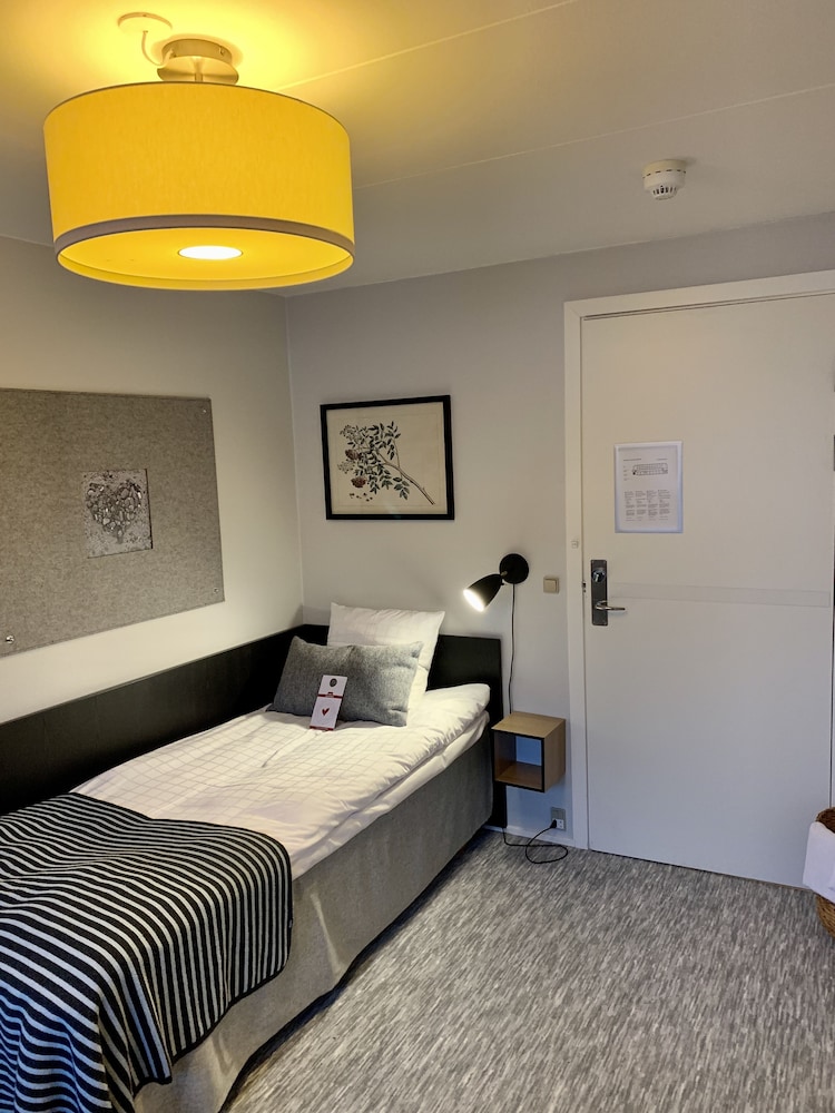 Basic Single Room photo 1