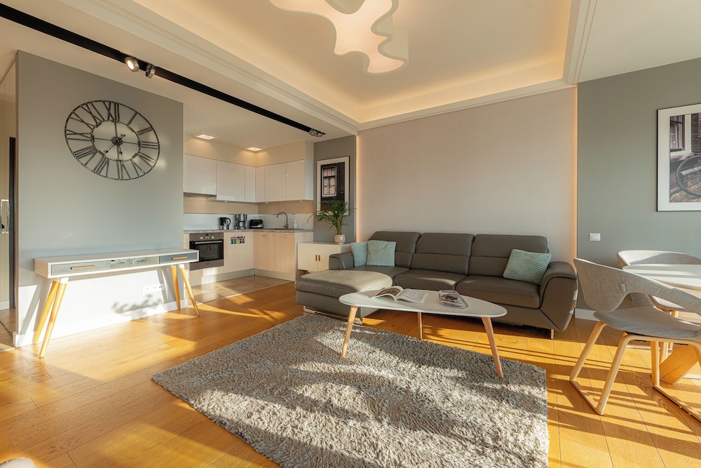 Deluxe Apartment, Partial Sea View (III) photo 3