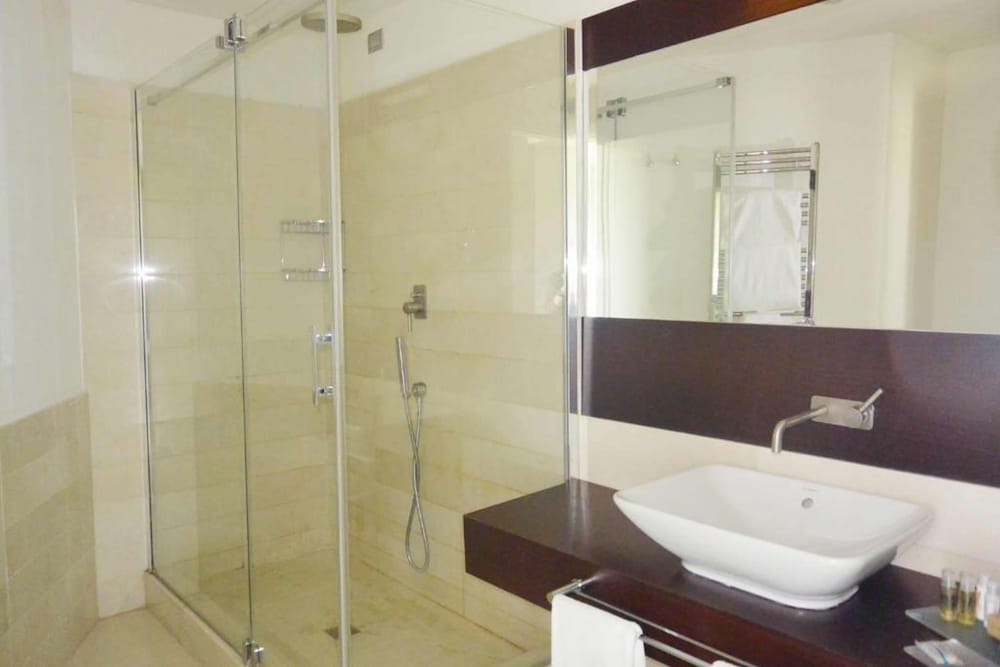 Junior Suite - Photo 7