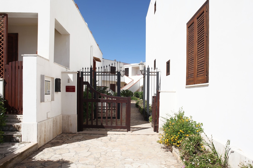 Apartment, 1 Bedroom, Sea View (Via Litoranea, 8 - Garden Beach) photo 2
