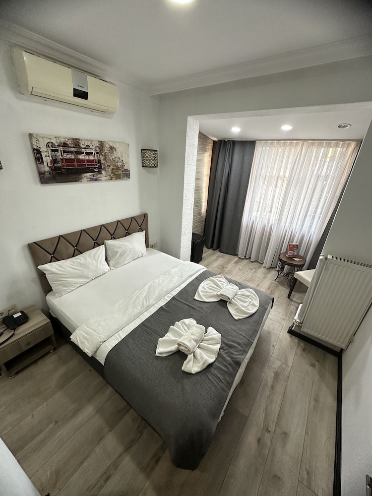 Standard Double Room photo 2
