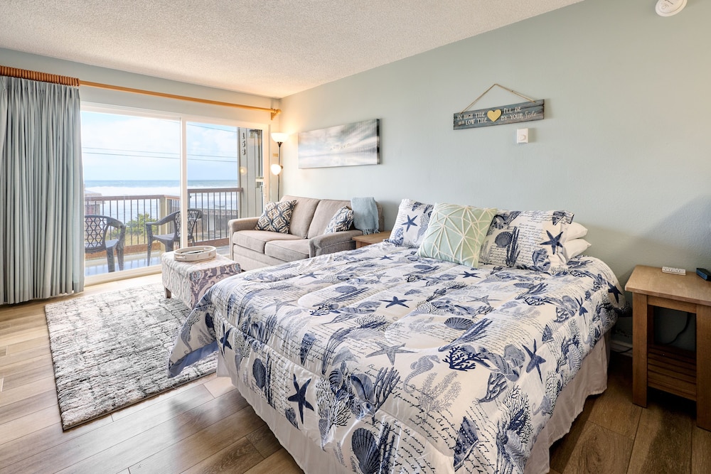 Deluxe Studio, Fireplace, Ocean View photo 1
