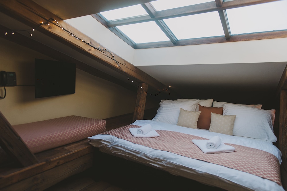 Attic Double Deluxe