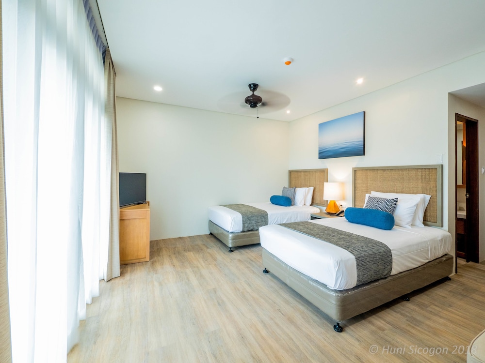 Deluxe Room Twin photo 1