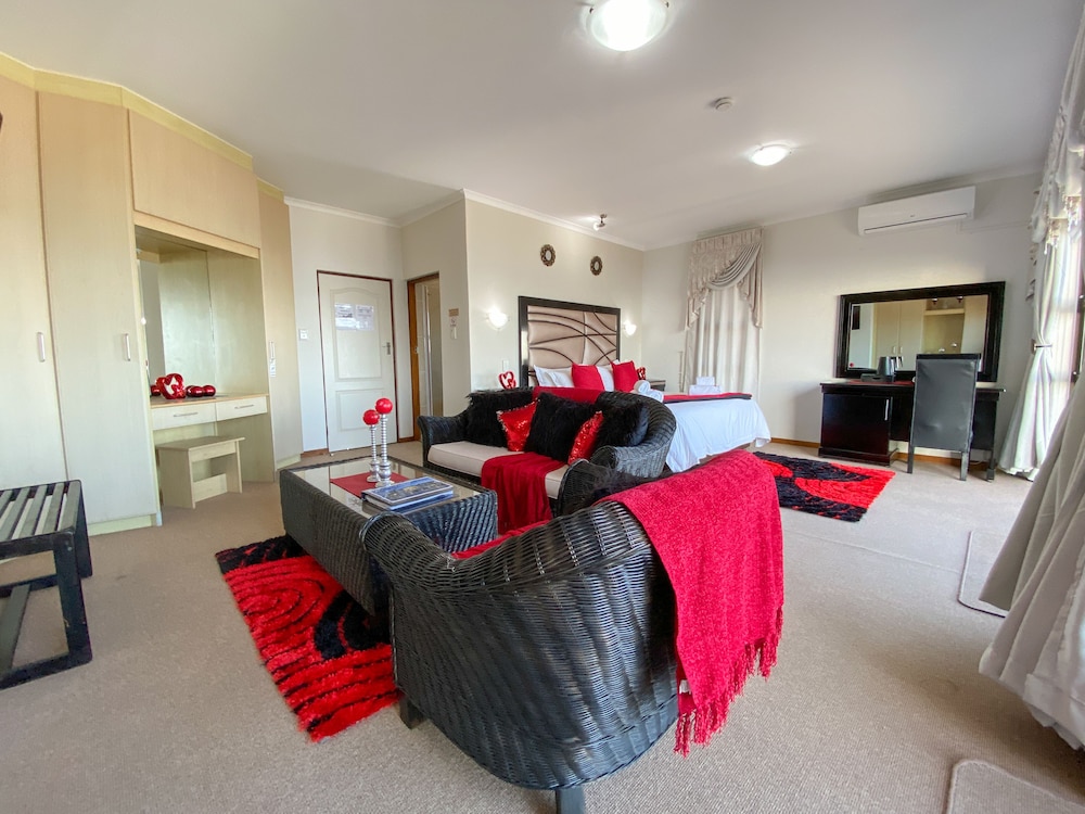 Penthouse - Photo 2