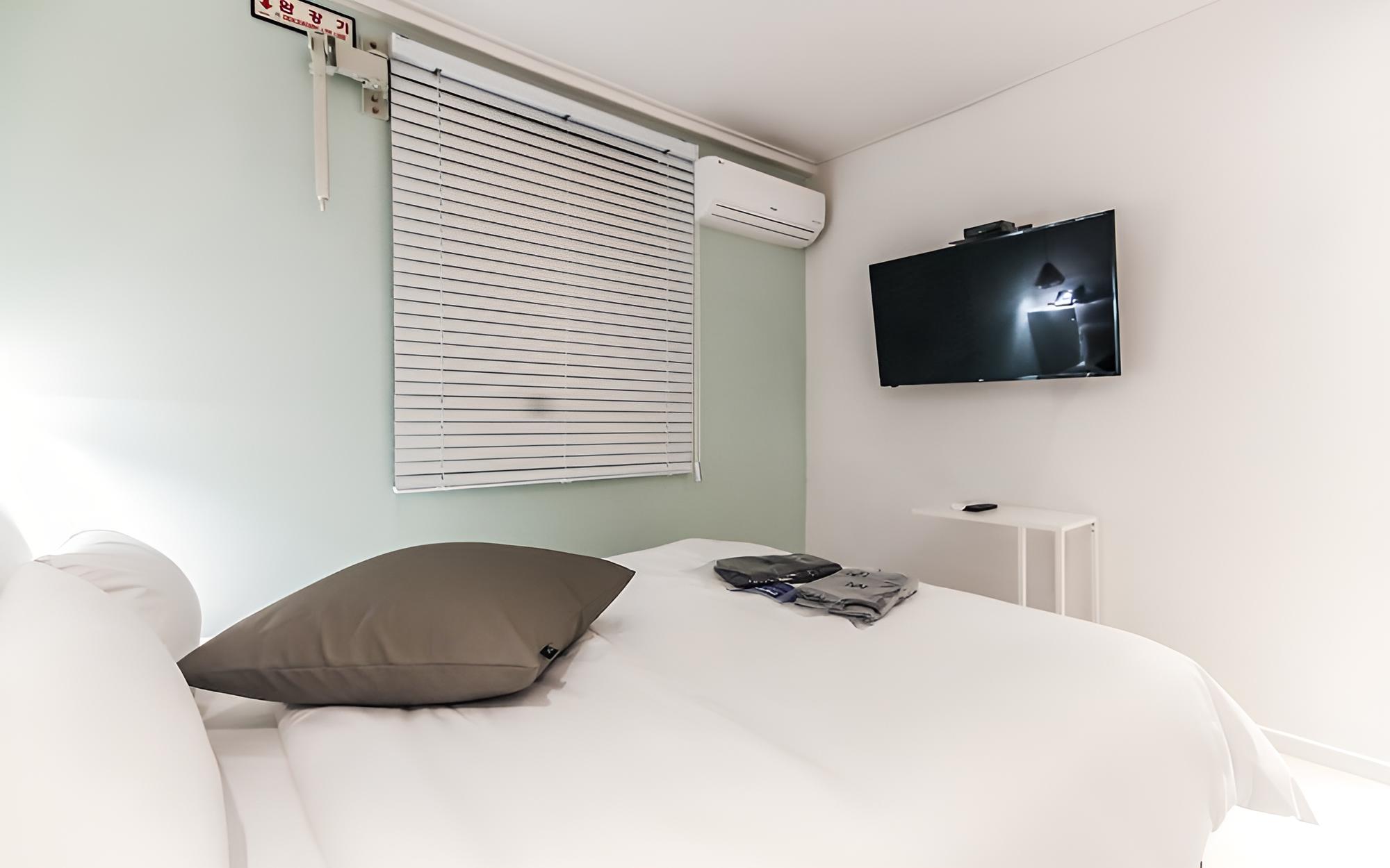 Room (Standard (1PC)) - Photo 9