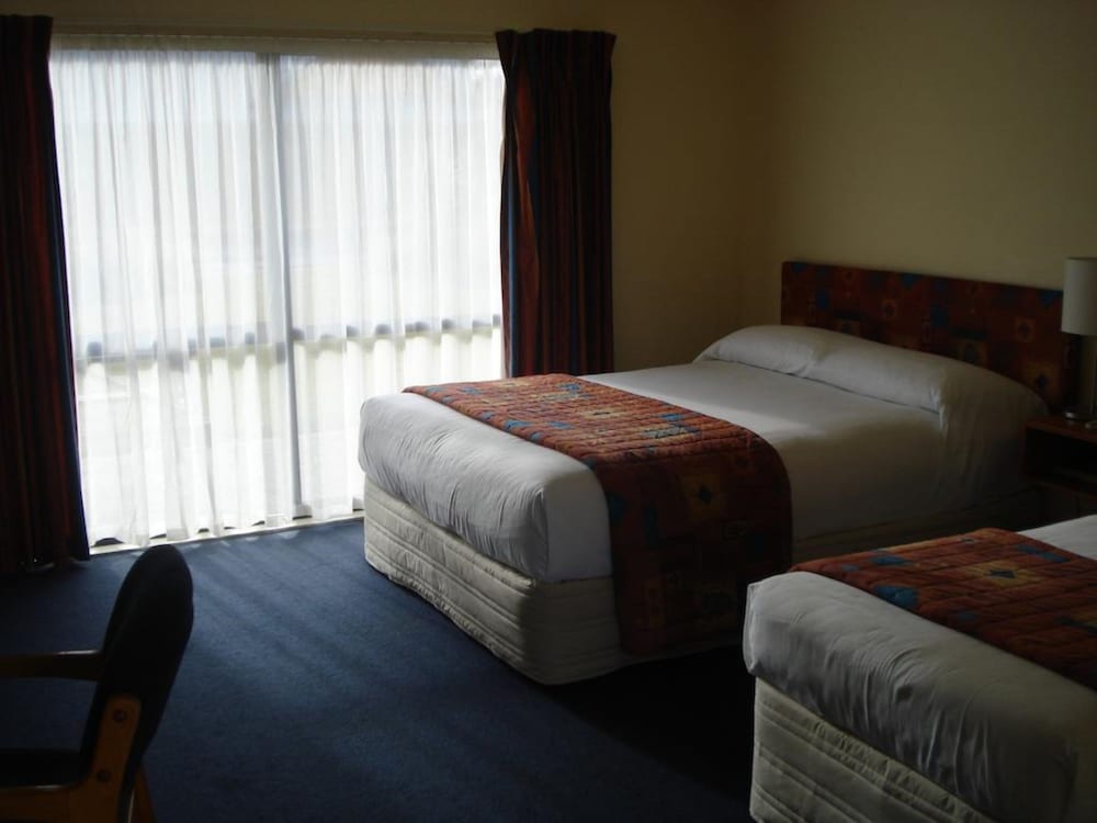 Apartment, 1 Bedroom, Kitchenette, Ground Floor photo 2
