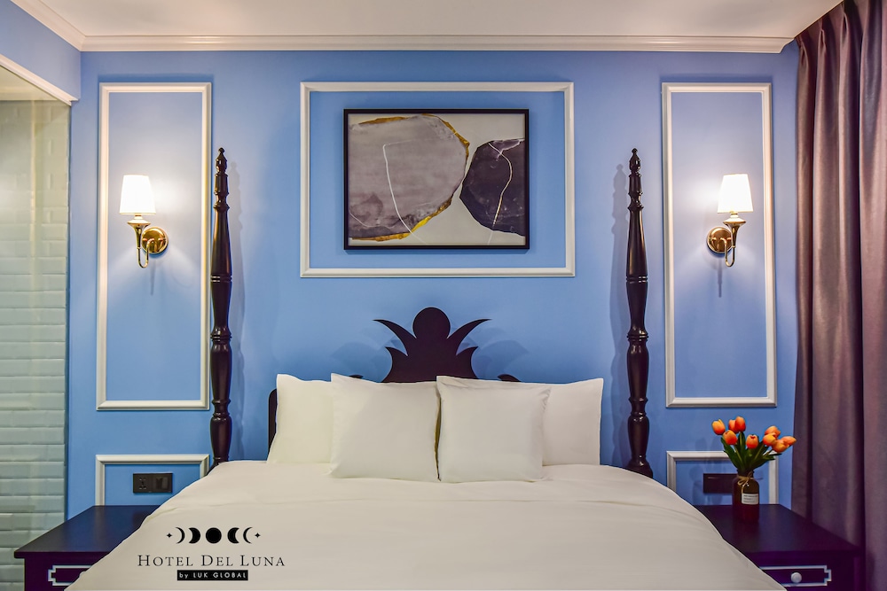 King Room With Balcony - Photo 3