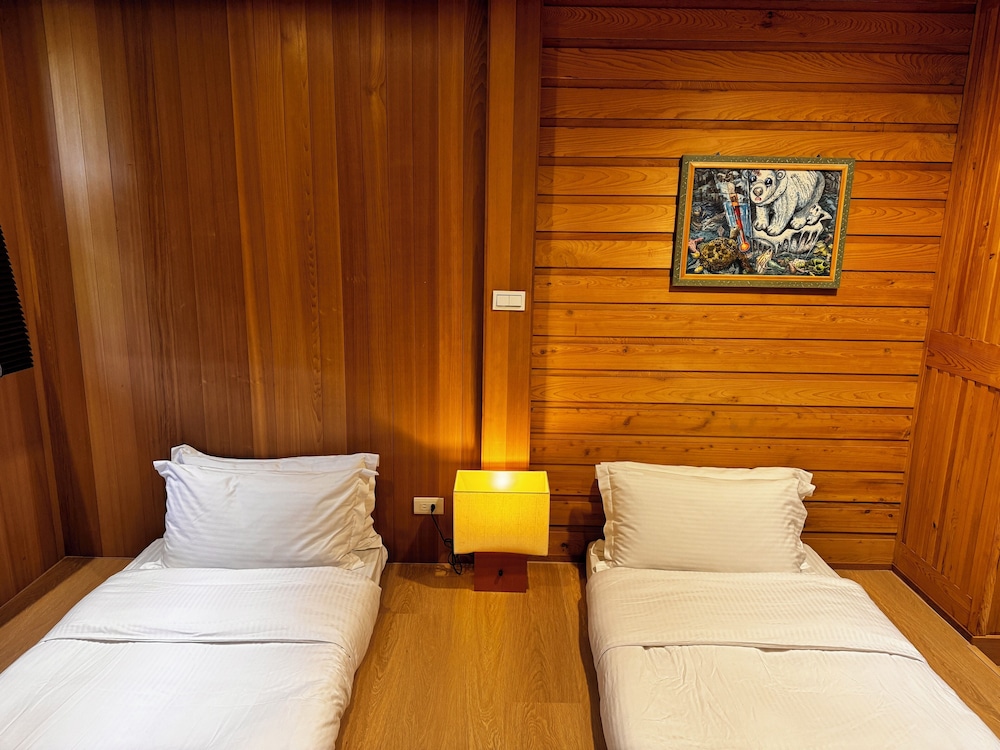 Exclusive Double or Twin Room photo 2