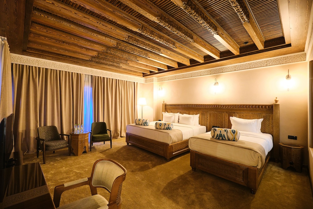 Family Triple Room - Photo 1