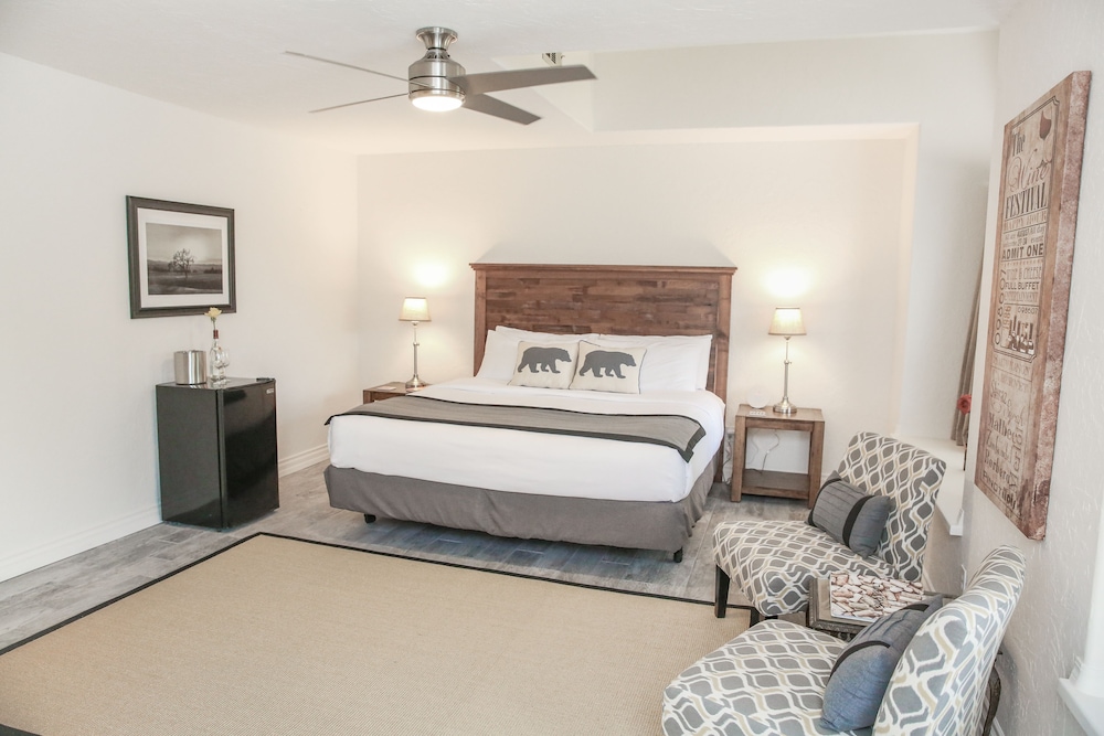 Deluxe Room, Mountain View – The Viognier