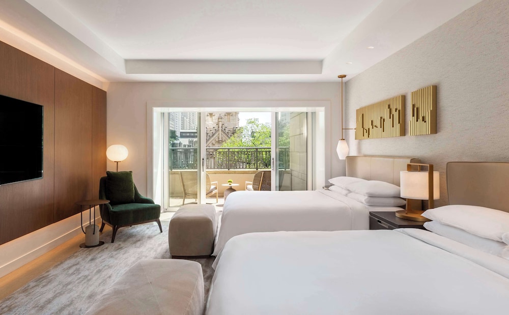 Room, 2 Queen Beds, Balcony