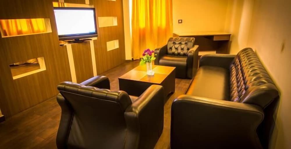 Premium Double Or Twin Room, City View photo 3