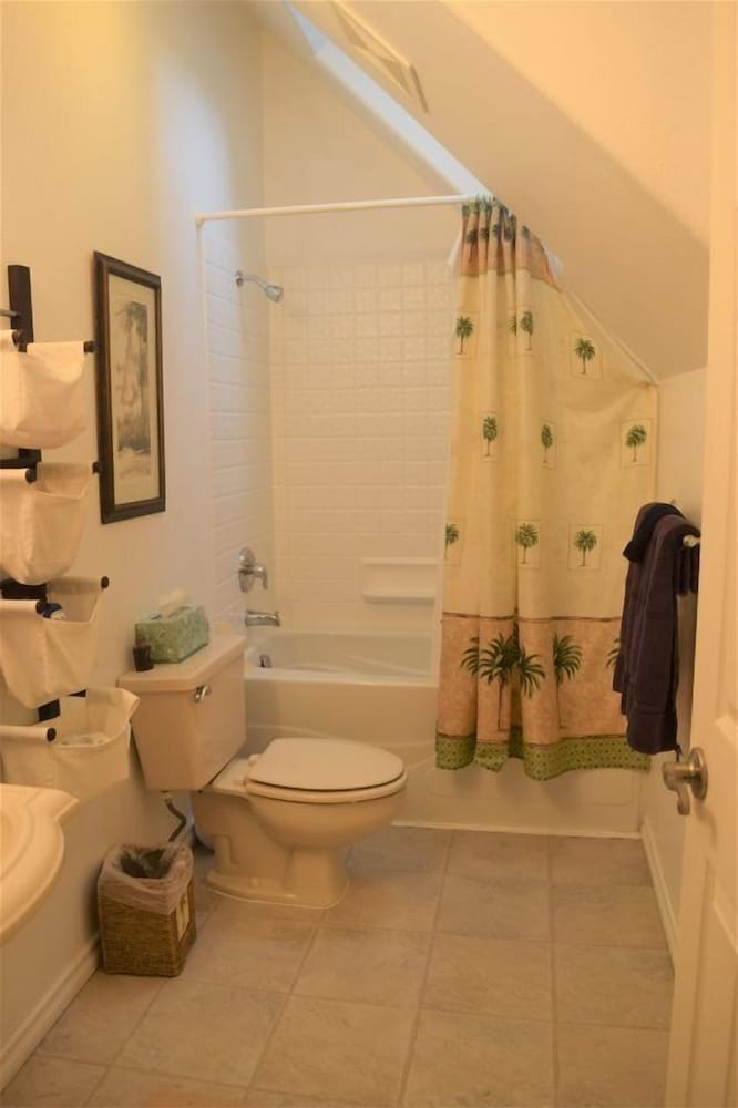Cabin (Moose Manor) photo 2