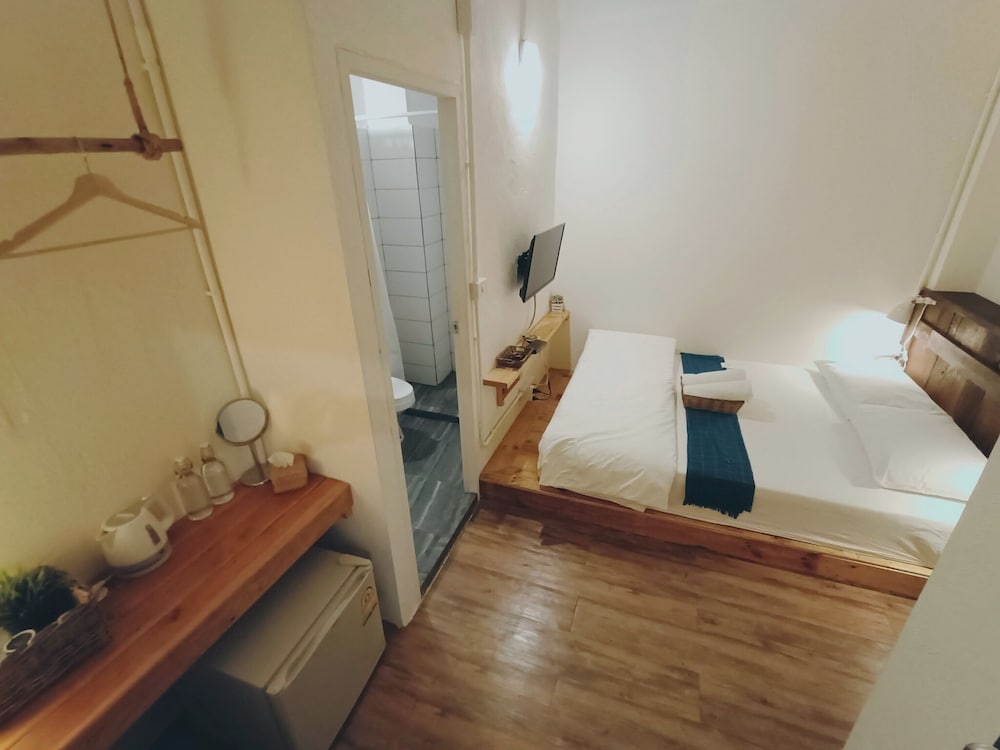 Standard Room photo 1