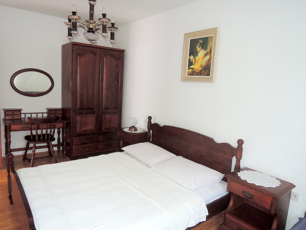 Apartment (A1) photo 1