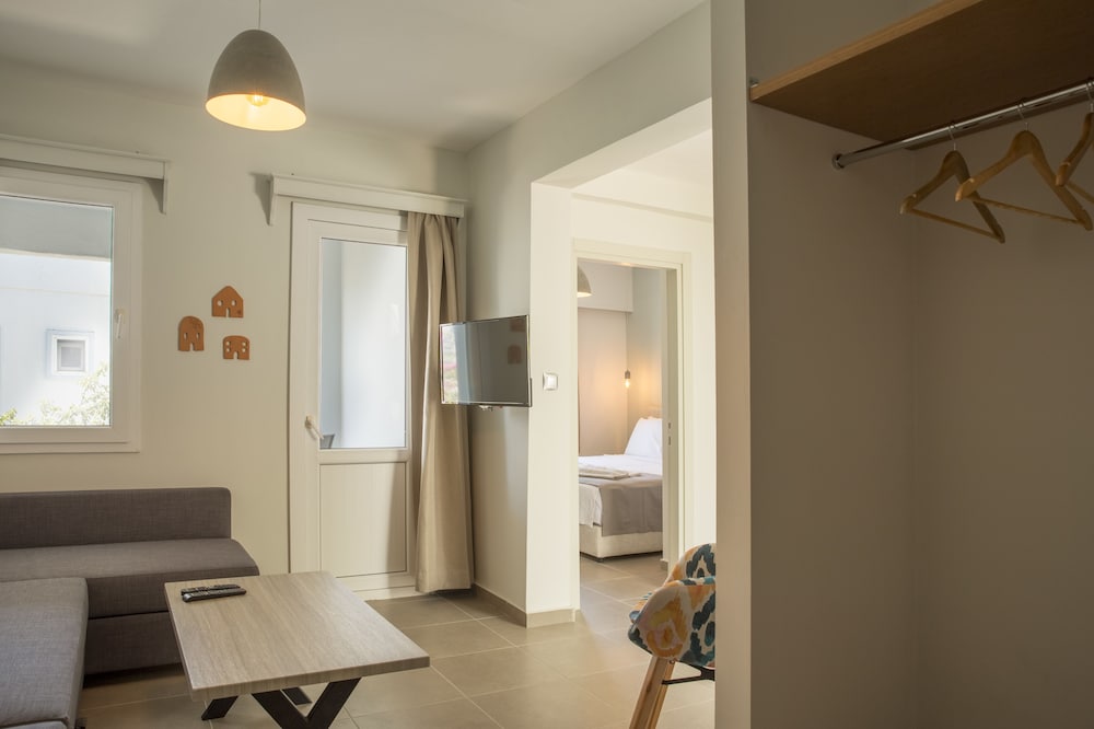 Standard Room, 1 Bedroom, Balcony photo 3