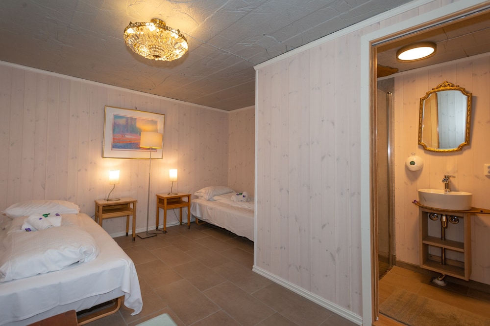 Basic Single Room photo 1