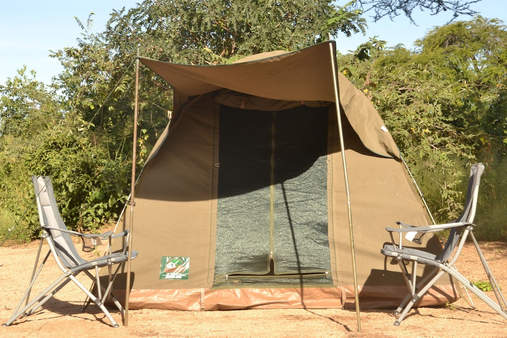 Grand Tent (No beds - Mattresses provided)
