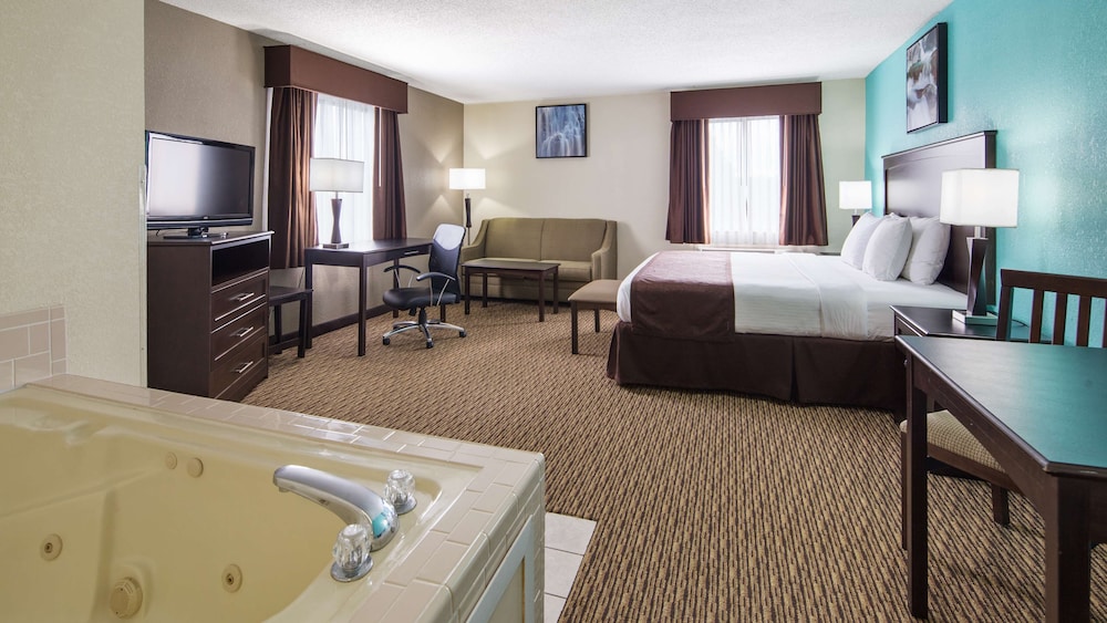 Suite, 1 King Bed, Non Smoking, Jetted Tub