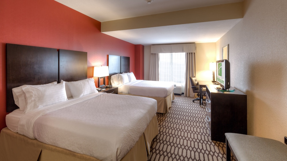 Standard Room, 2 Queen Beds - Photo 5