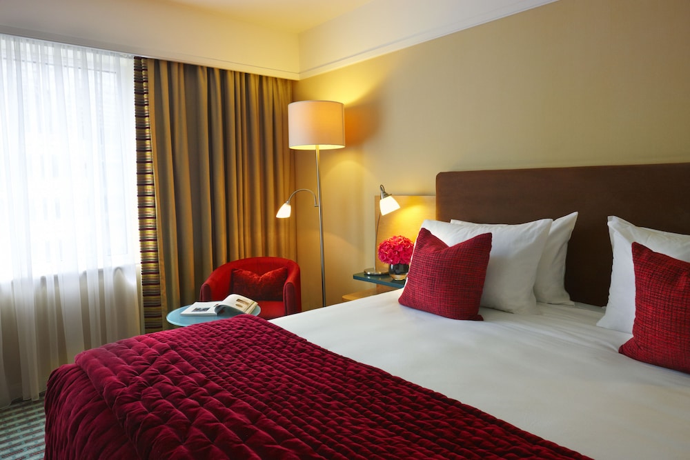 Deluxe Room, 1 King Bed