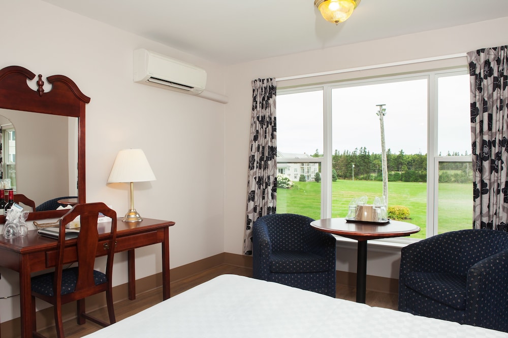 Superior Single Room, 1 King Bed, Garden View photo 1