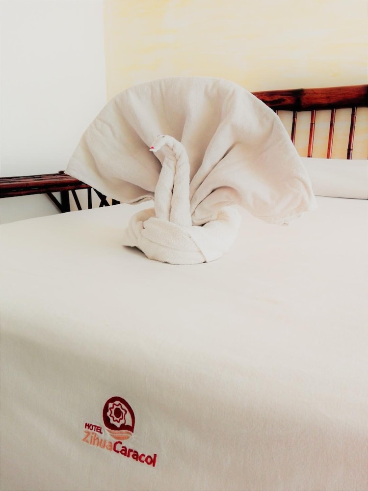 Standard Room, 2 Double Beds