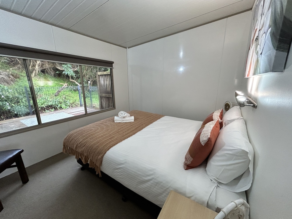 Deluxe Cabin, 3 Bedrooms, Sea View, Beachfront photo 3