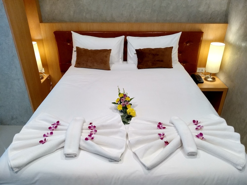 Standard Double Room, 1 Queen Bed, Mountain View photo 3
