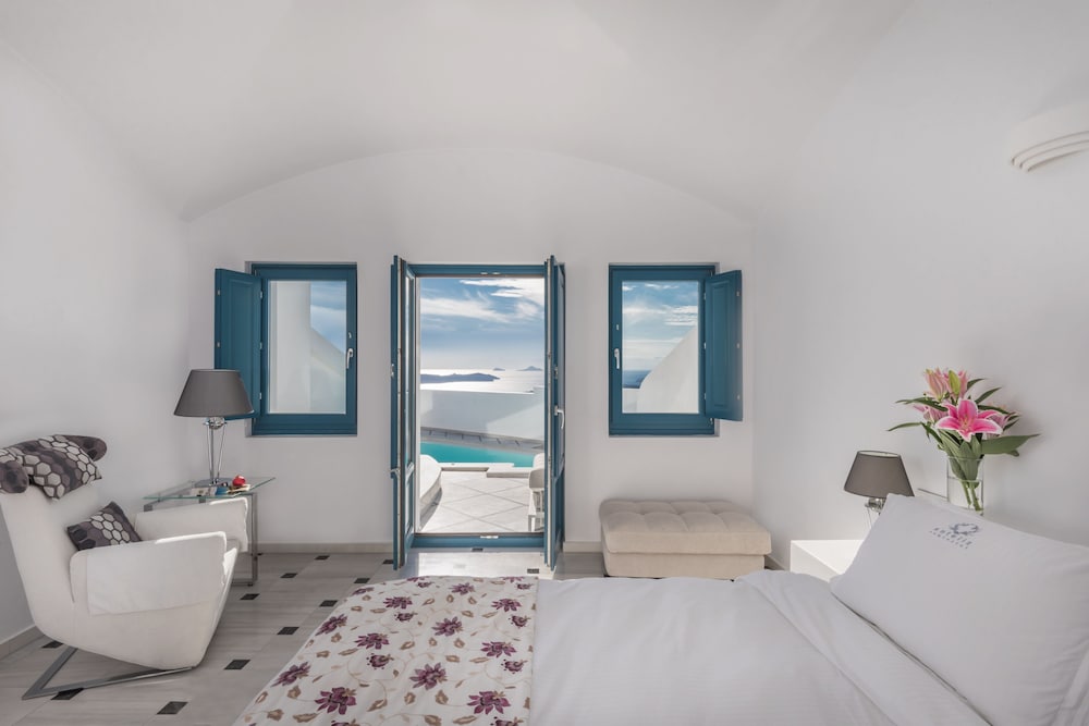 Suite with Private Pool