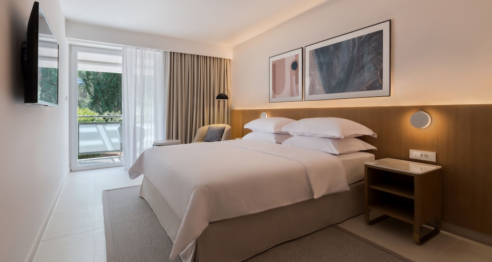 Junior Suite, Balcony, Partial Sea View - Photo 2