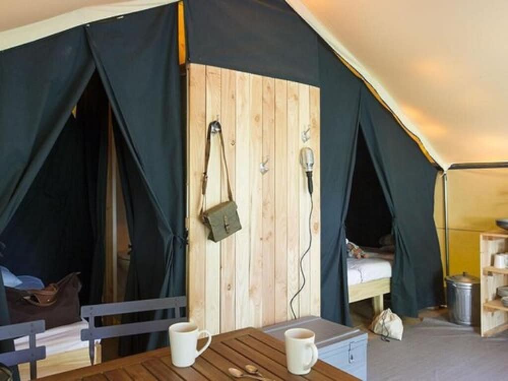 Tent (Trappeur) photo 1