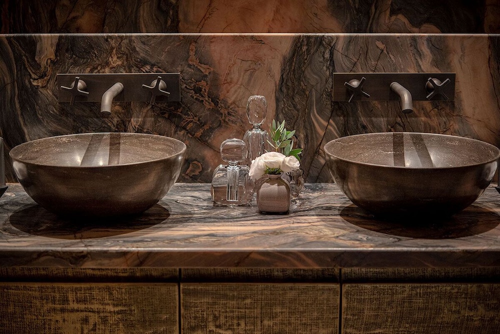 Exclusive Suite, Annex Building thumbnail 5
