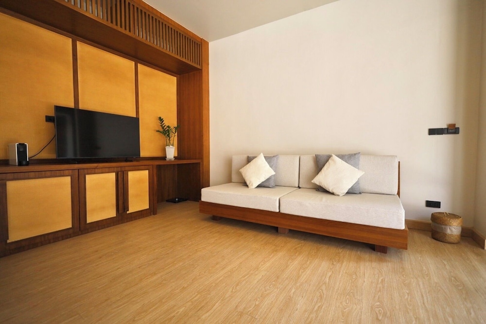 2 Bedrooms Pool Villa photo 2