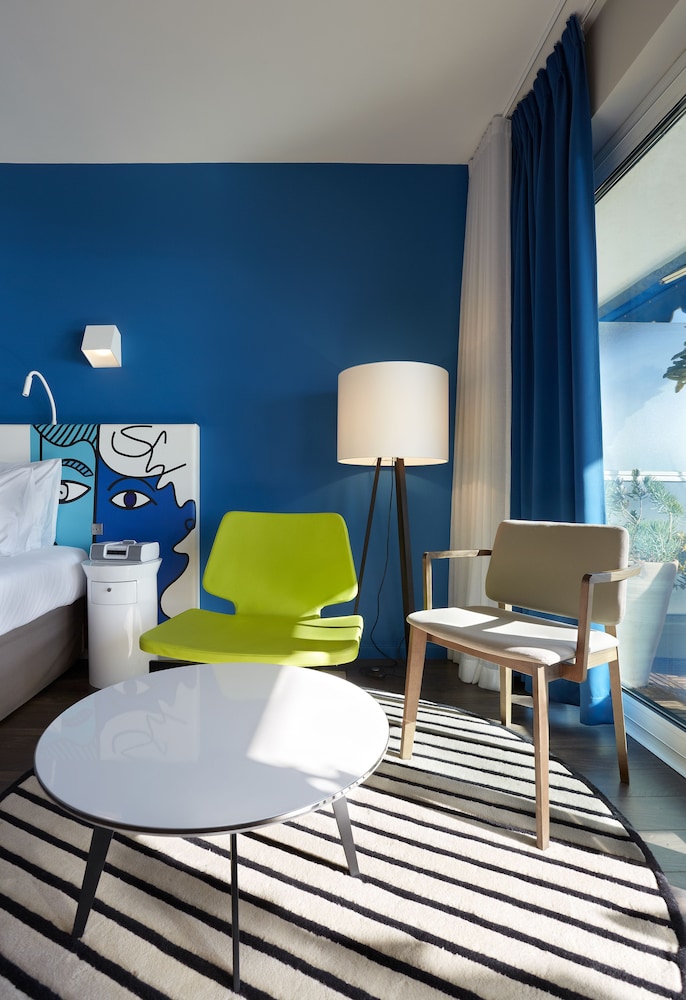 Premium Twin Room, Balcony, Sea View - Photo 4